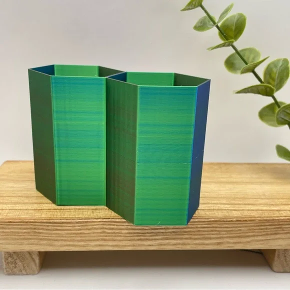 HEXAGONAL ORGANIZER | Makeup Brush Display | Desk Organizer (Brand New!) 💘 - Picture 8 of 16